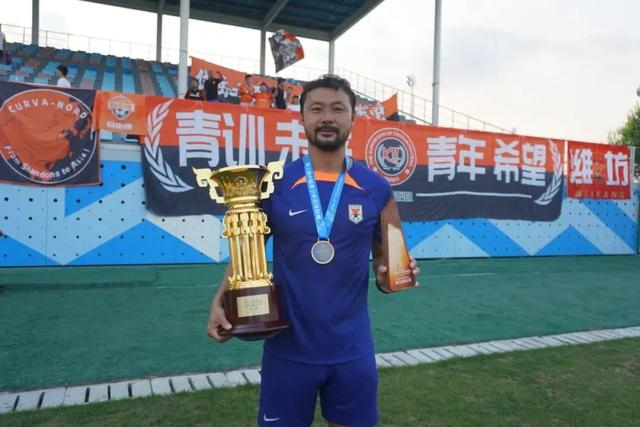 汪强：退役扎根青训七载 呼吁完善教练评价体系