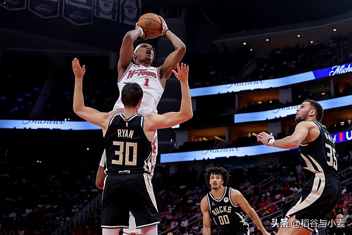 火箭力克雄鹿登顶西部第五 阿门稳定输出助球队